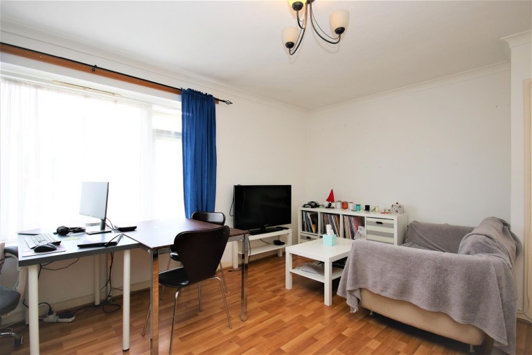 View Full Details for Bounds Green Road, N11 2HB