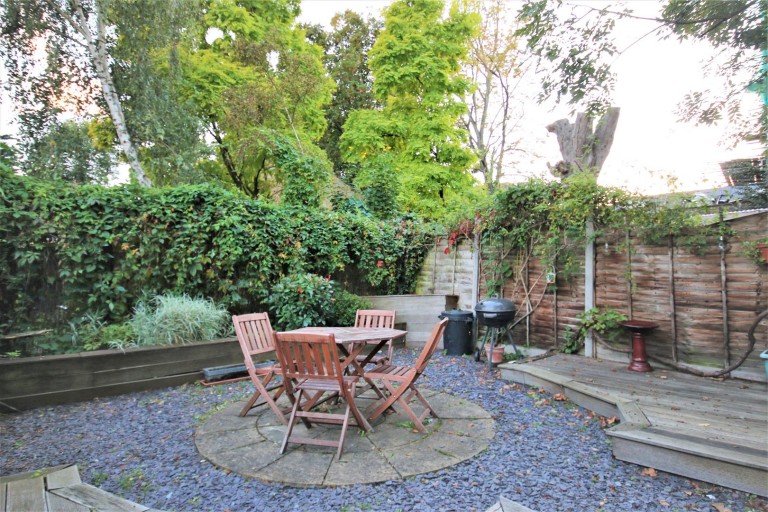 View Full Details for Kirkton Road, N15 5EY