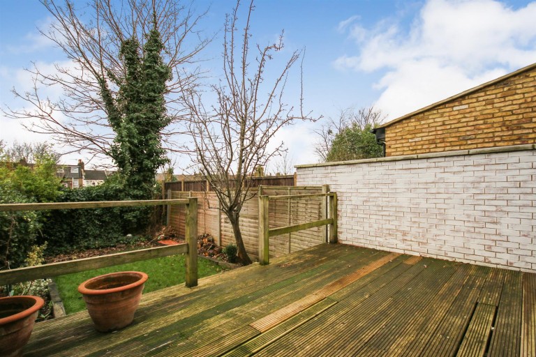 View Full Details for Bathurst Gardens, London