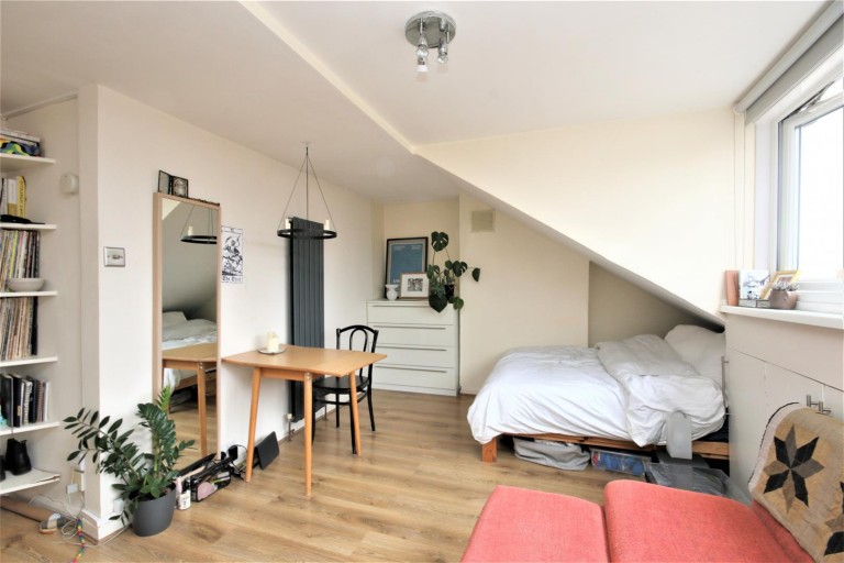 View Full Details for Alexandra Grove, N4 2LQ