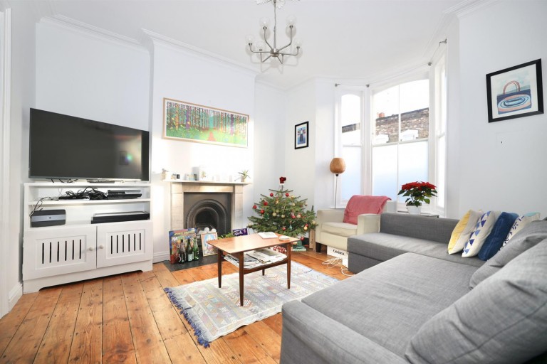 View Full Details for Chatterton Road, London