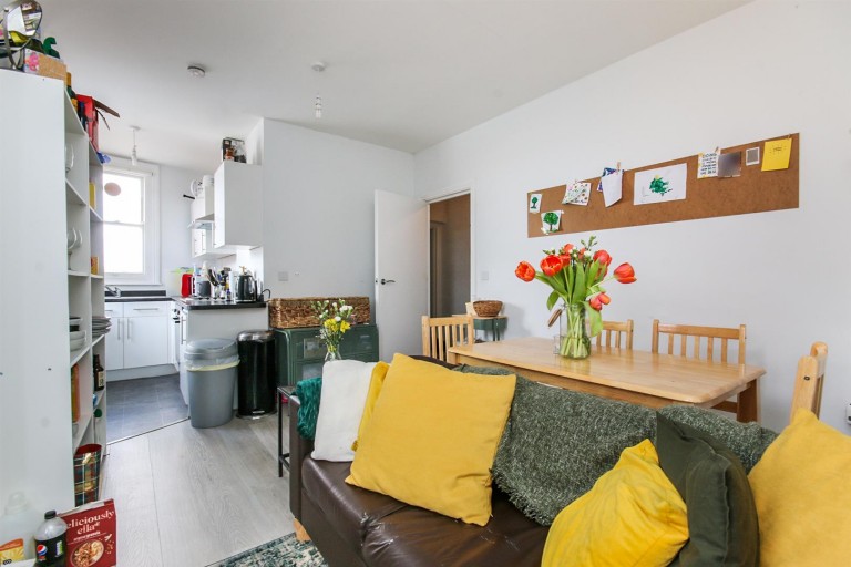 View Full Details for Aldermans Hill, N13 4PJ