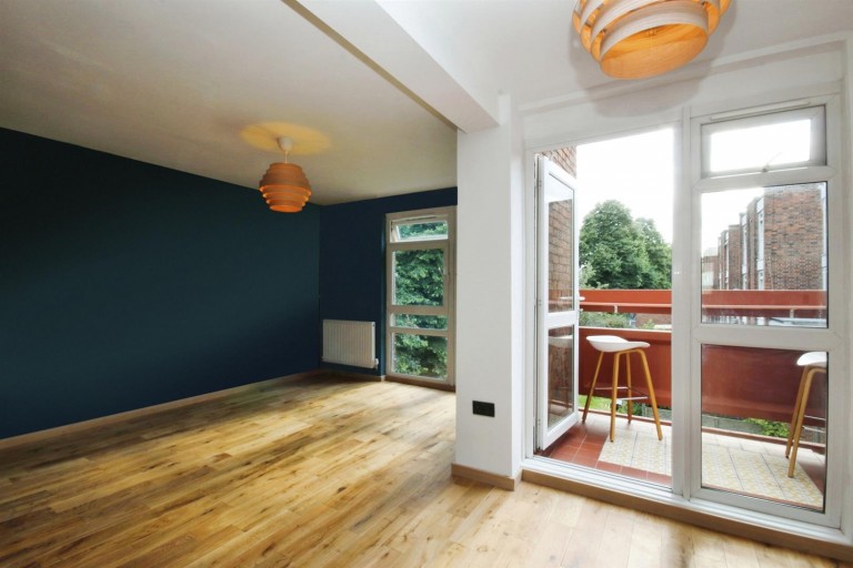 View Full Details for Upper Clapton Road, E5 8AZ